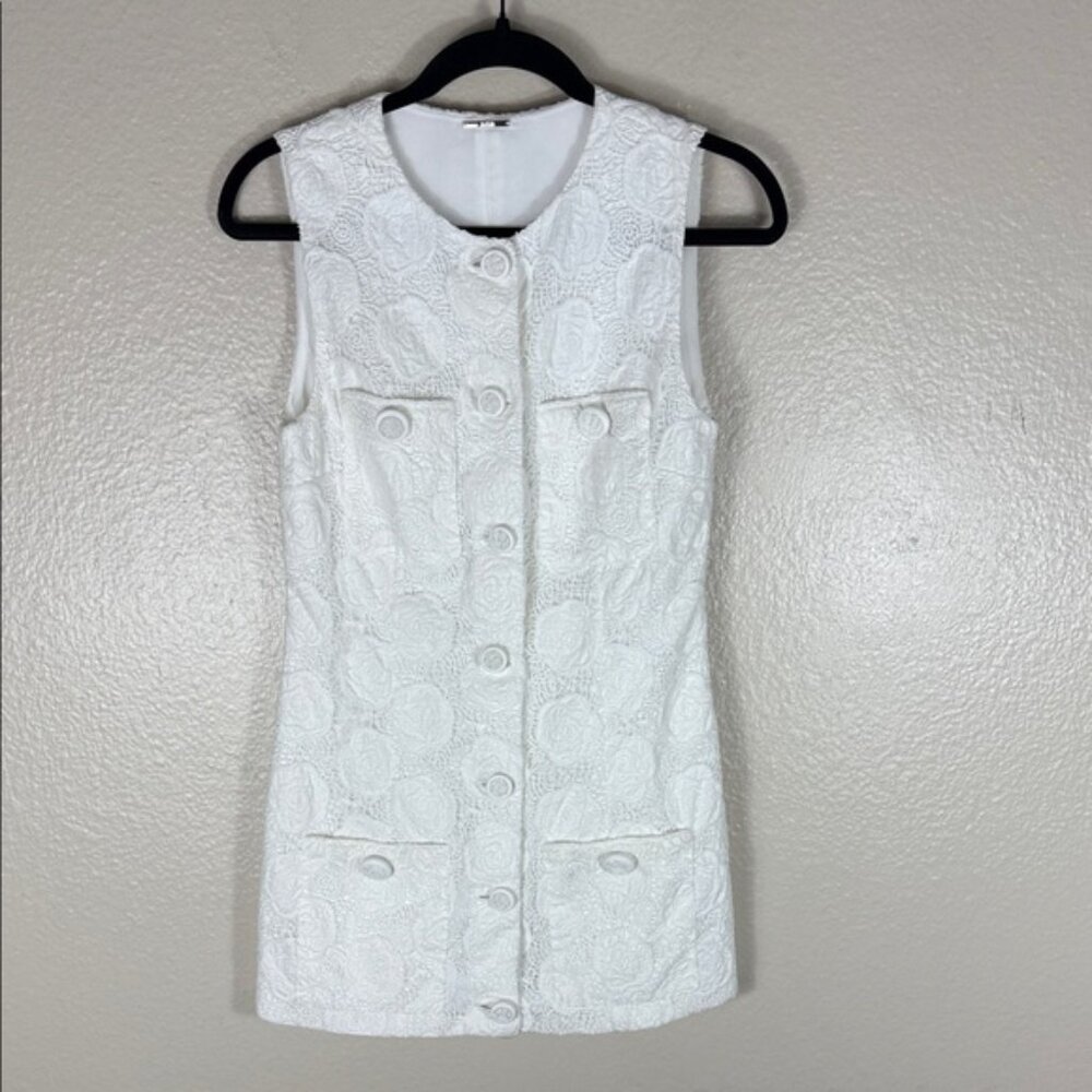Alexis Layla Sleeveless Lace Mini Dress - Picture 5 of 9